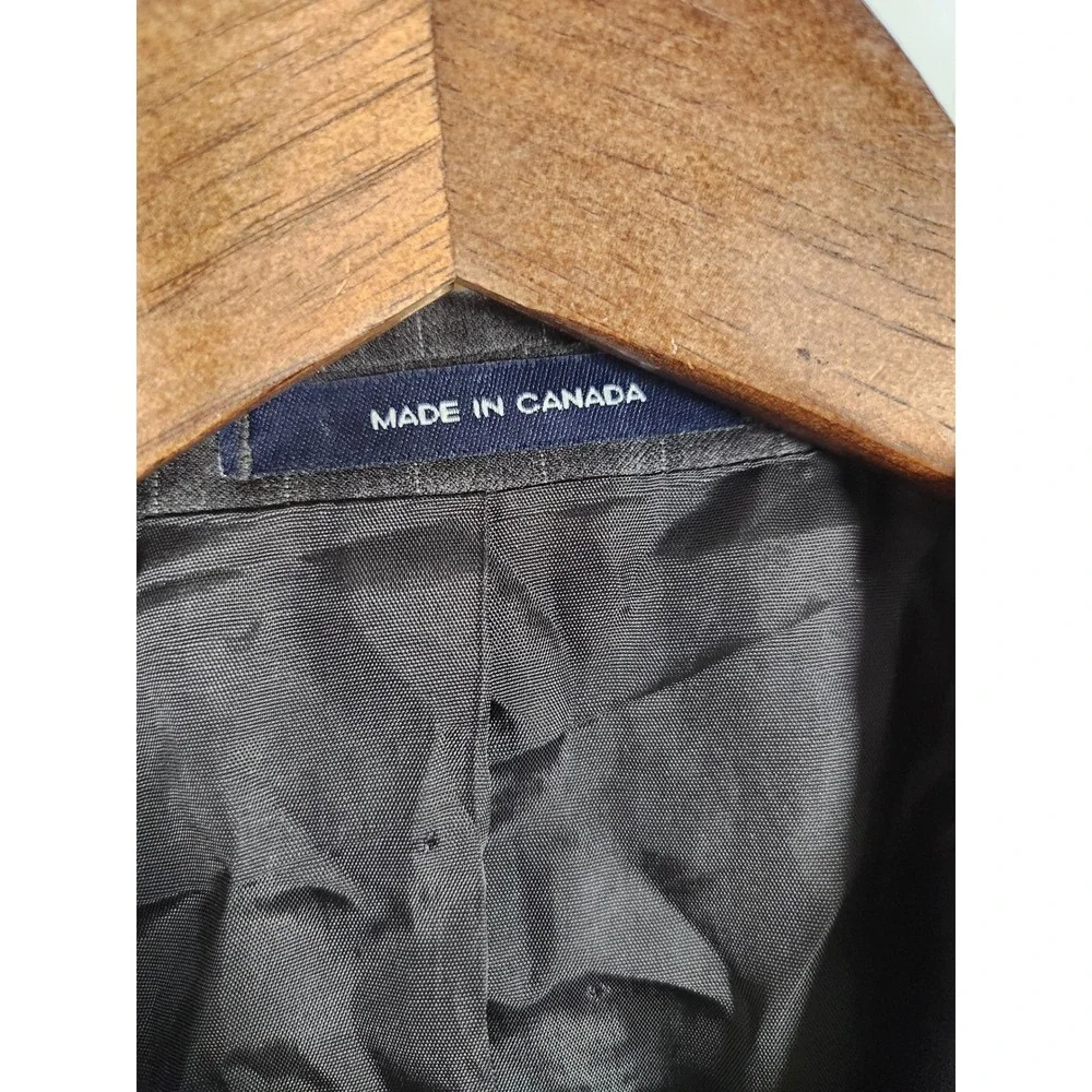 Ralph Lauren CHAPS Gray Pinstriped Blazer Two Button‎ Size 42 Regular 36 Waist